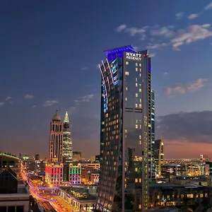 فندق حياة ريجنسي العليا *****